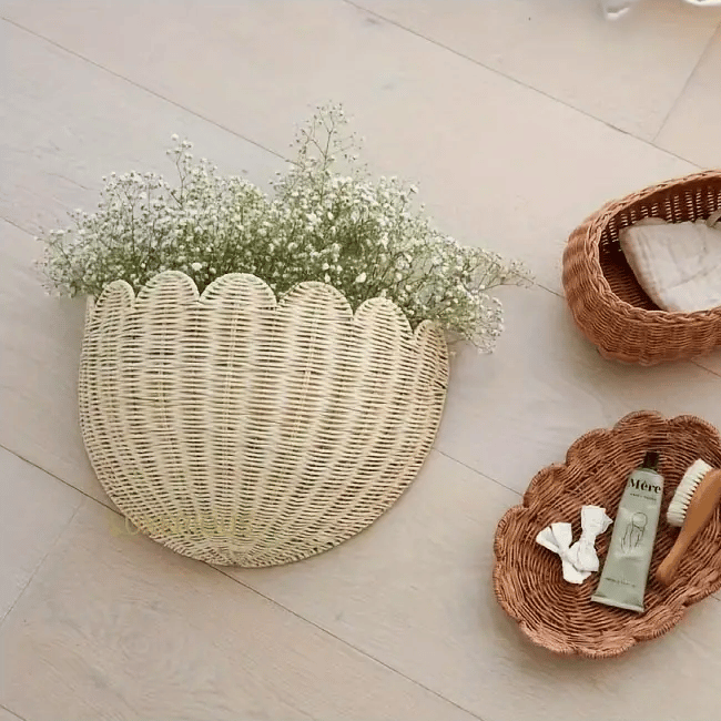 đ„Chic Handwoven Rattan Wall Basket