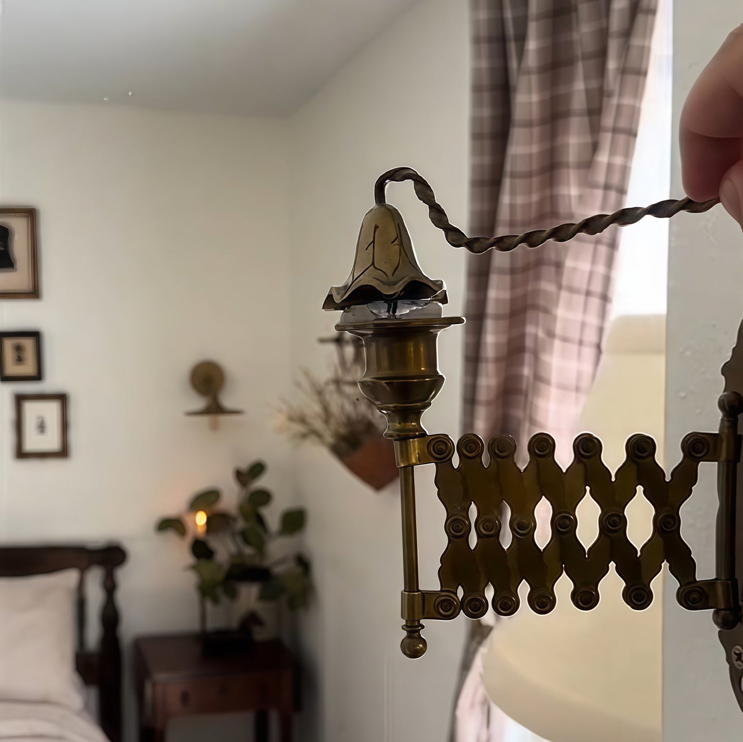 đ„Extending Taper Candle Holder