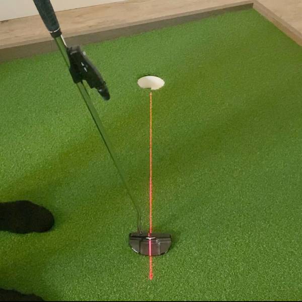 LASER PUTT GOLF TRAINING AID