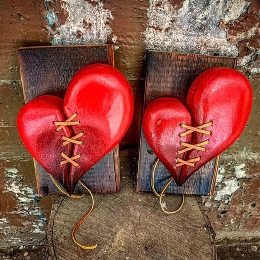 ❤️🔥Wood Heart on Steel Pedestal Art Piece | Handmade