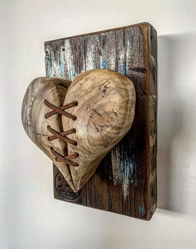 ❤️🔥Wood Heart on Steel Pedestal Art Piece | Handmade
