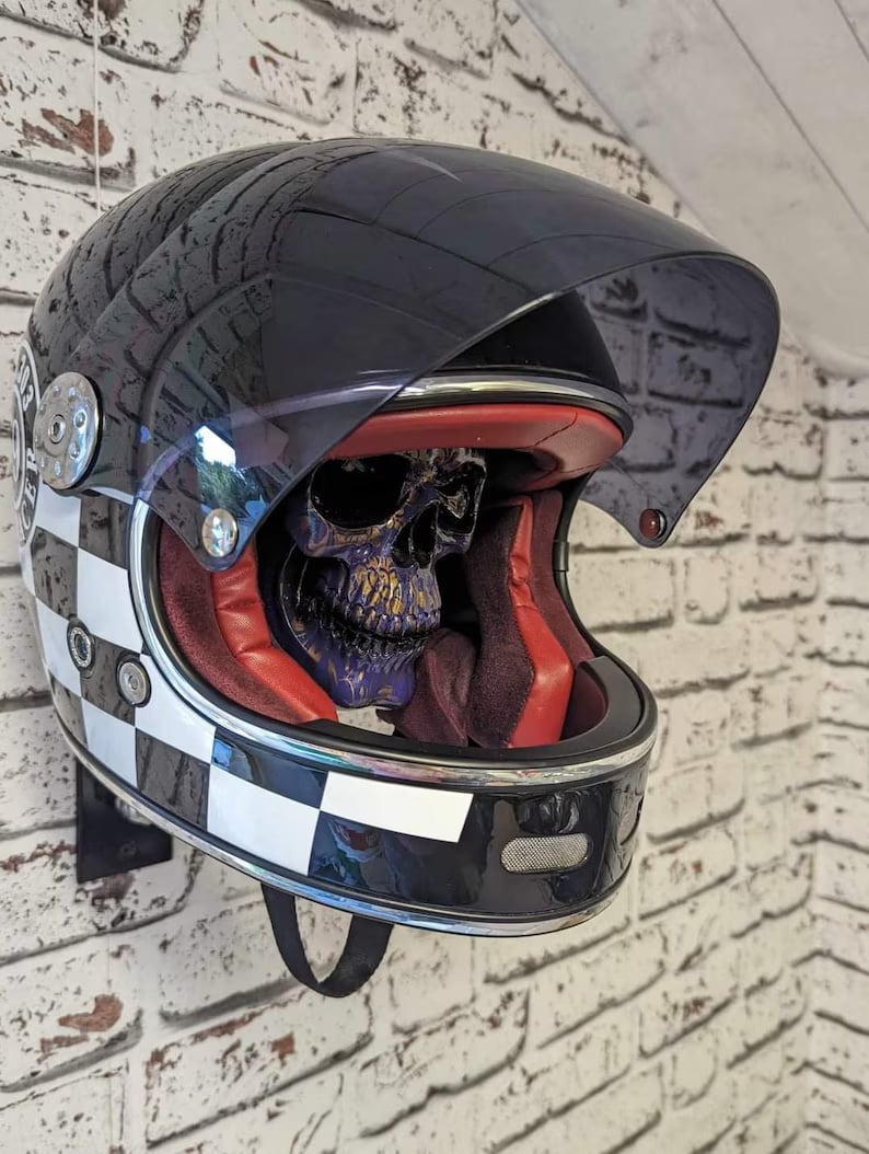 🏴☠️Motorcycle helmet and jacket skull holder🎁