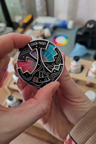 đColor Fidget Enamel Pin(âšA Wheel Of Twenty Hues)