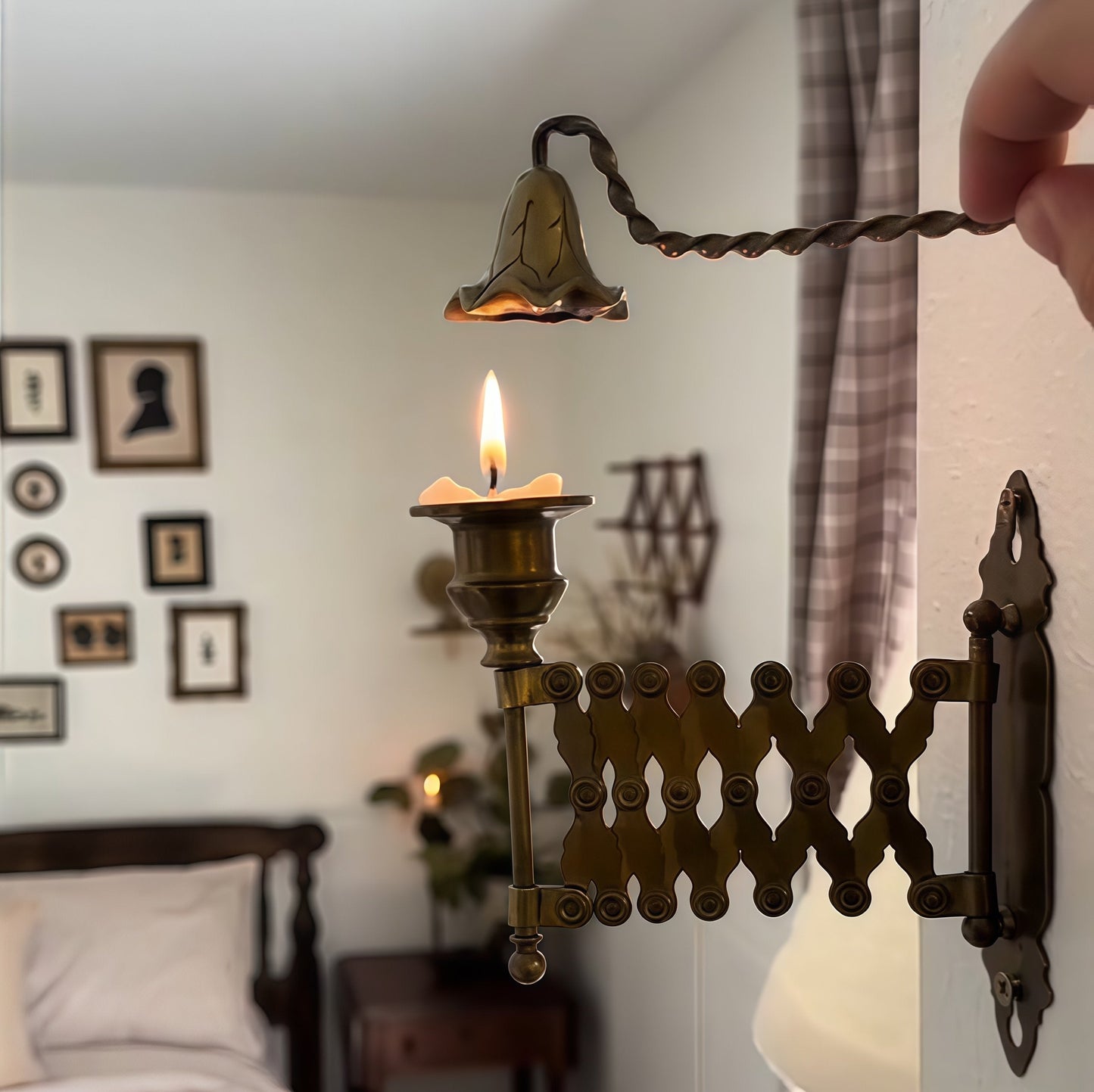 đ„Extending Taper Candle Holder