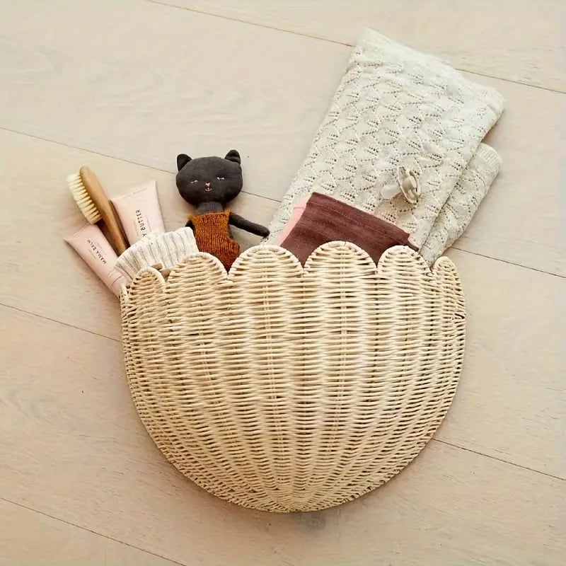 đ„Chic Handwoven Rattan Wall Basket