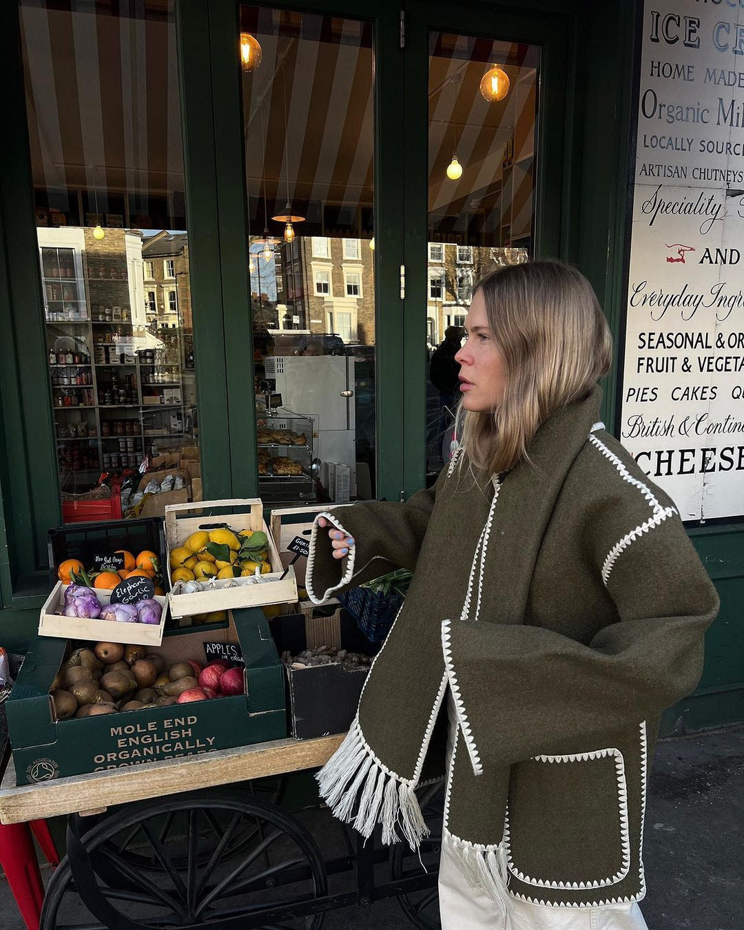 Stylish Loose Pocket Long Sleeve Coat and Warm Fringed Scarf